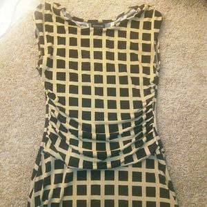 Sleeveless tummy control dress!