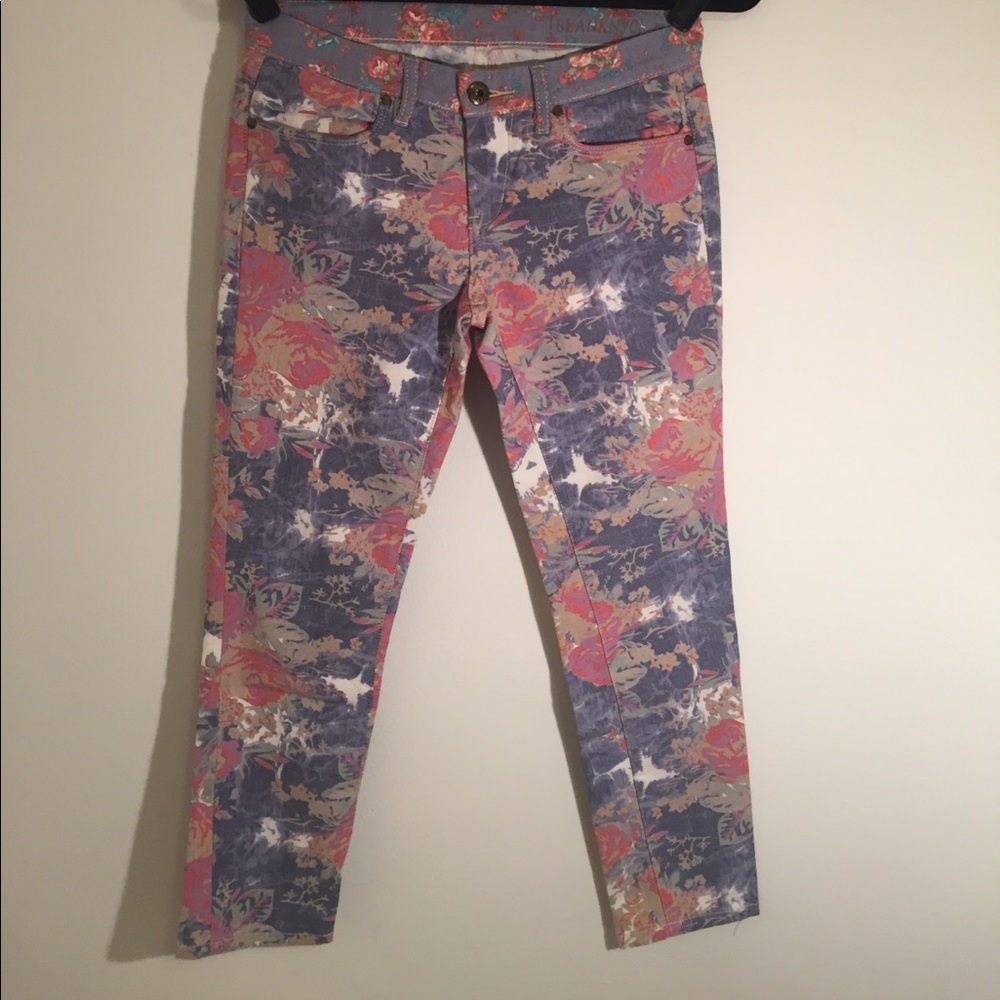 Floral Cropped Jeans