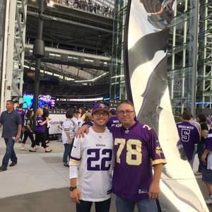 Meet your Posher, Brady