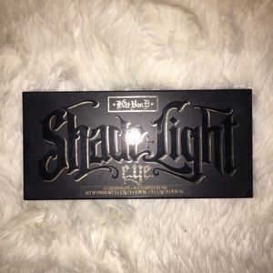 Kat Von D Shade and Light eye palette
