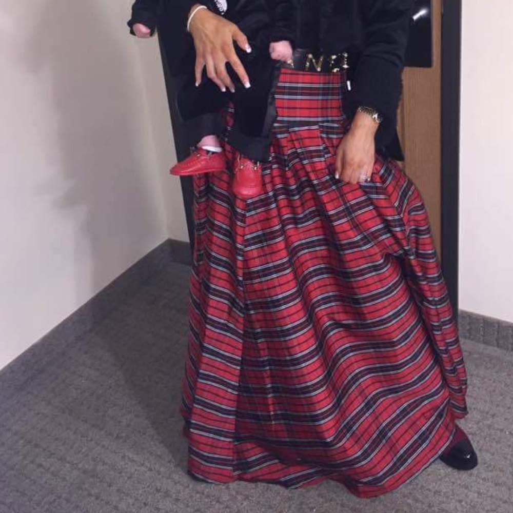 Plaid skirt