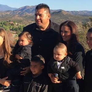 Meet your Posher, Manuel