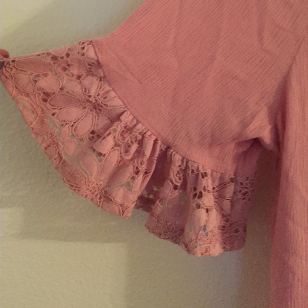 Women's Ruffle Top - Picture 2 of 3