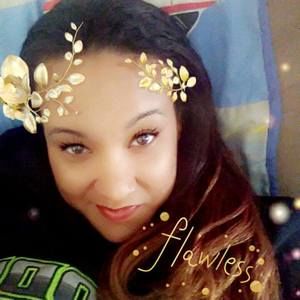 Meet your Posher, Kaia