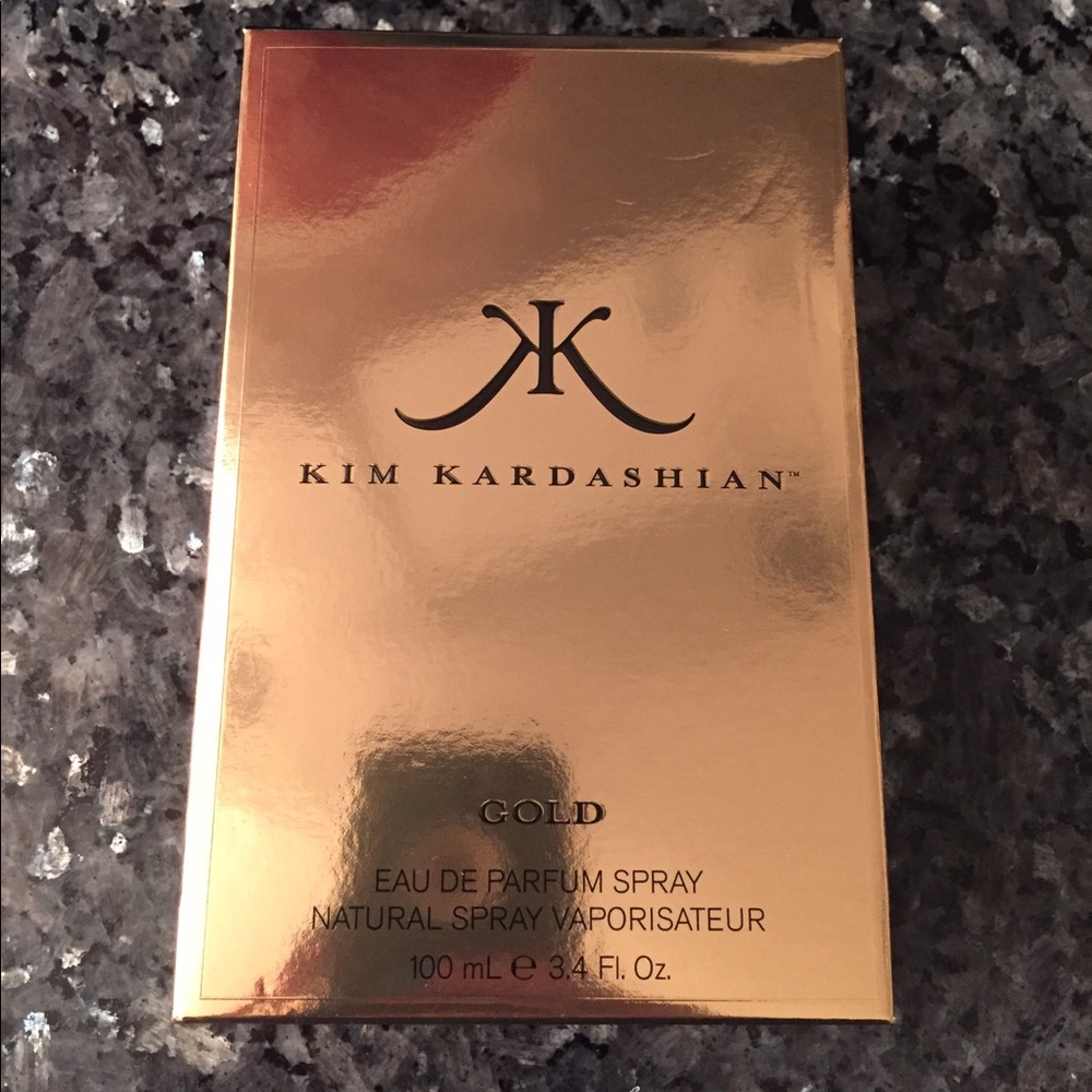 BRAND NEW KIM KARDASHIAN GOLD PERFUME