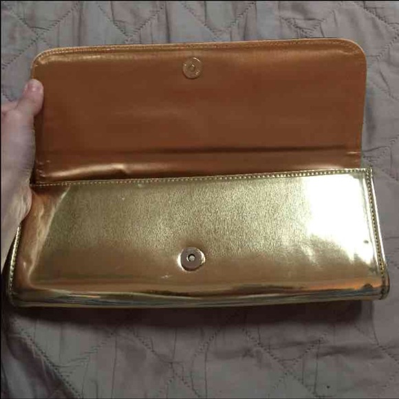 Good ALDO clutch - Picture 2 of 3