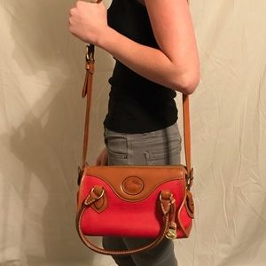 Dooney & Bourke, Authentic, Leather Handbag!