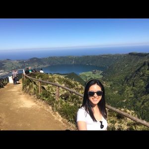 Meet your Posher, Diana