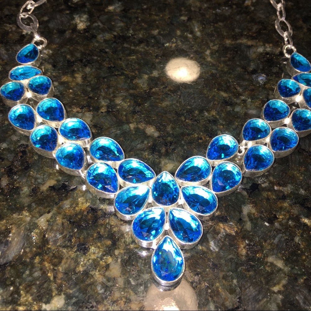 Stunning swiss blue topaz 925SS necklace 16-18"