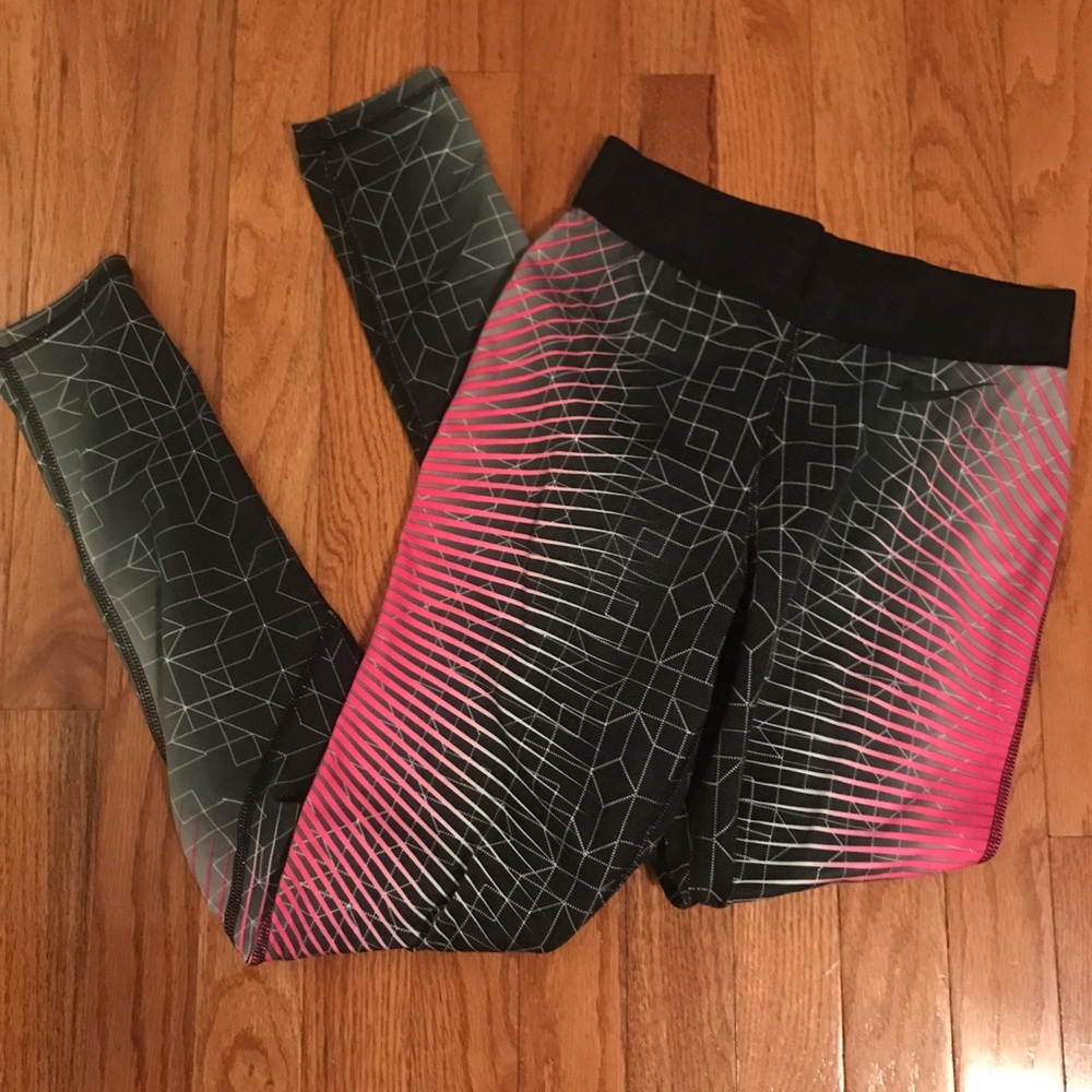 RARE Nike pro hyperwarm tights