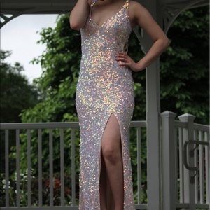 Primavera Prom Dress!! (Price negotiable)