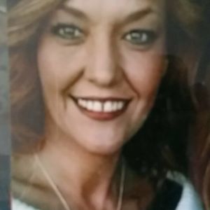 Meet your Posher, Melissa ann