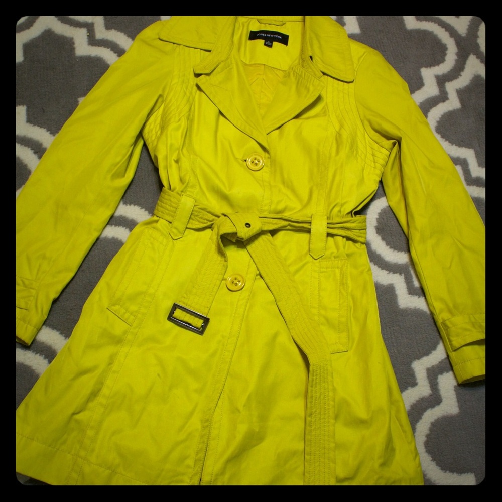 SALE!!! Jones New York- trench coat