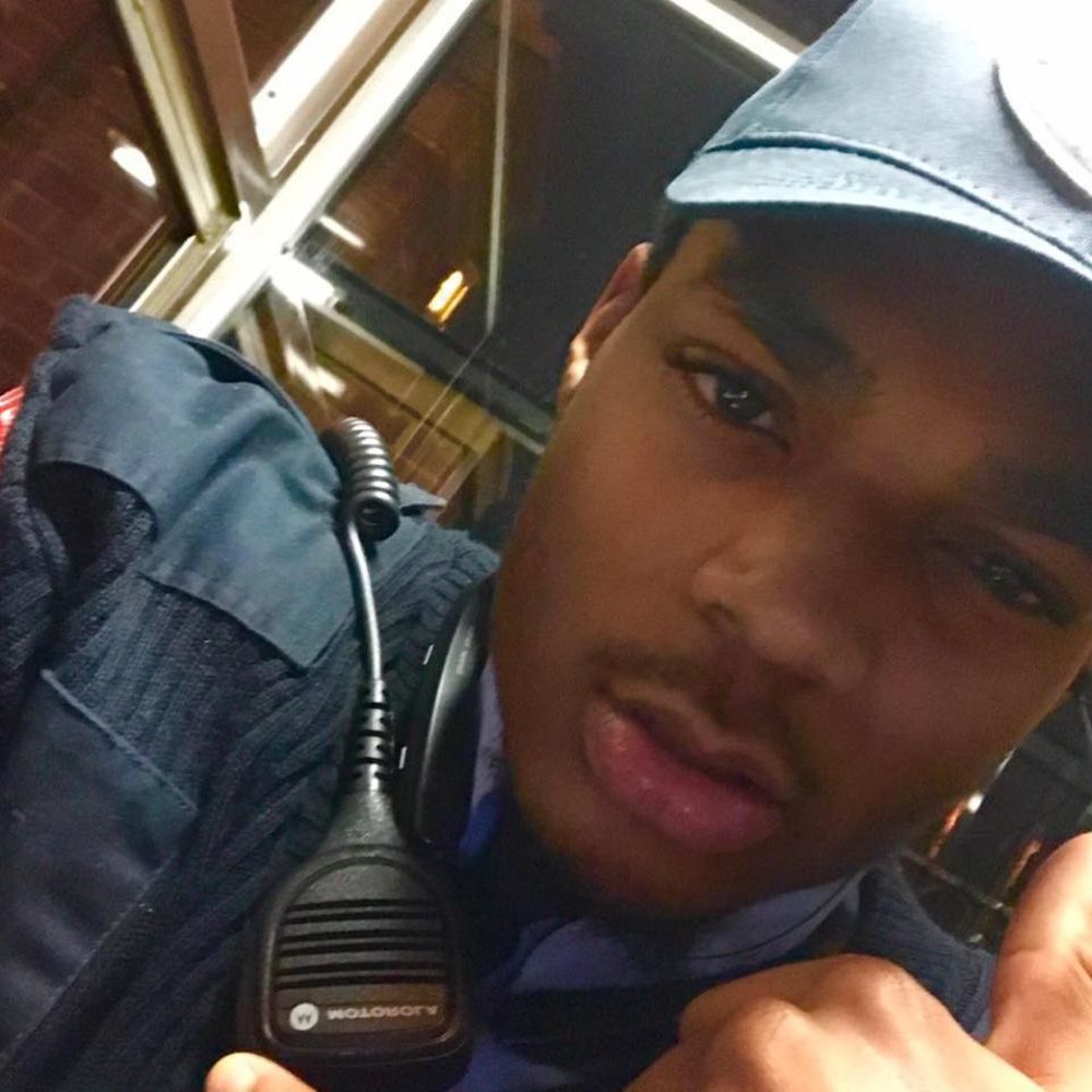 Meet your Posher, Polo