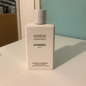 Coco Chanel Mademoiselle body lotion