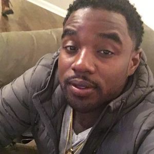 Meet your Posher, Darien