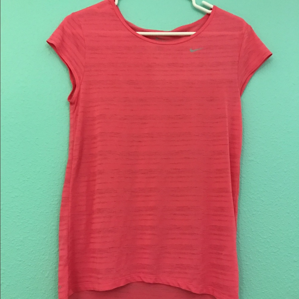 pink nike tee shirt