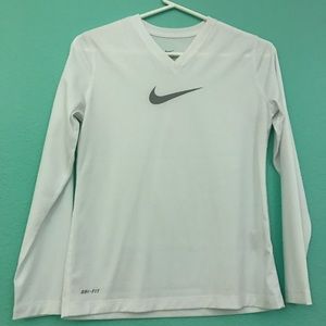 white nike girls long sleeve