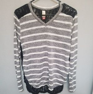 Striped shirt with lace back