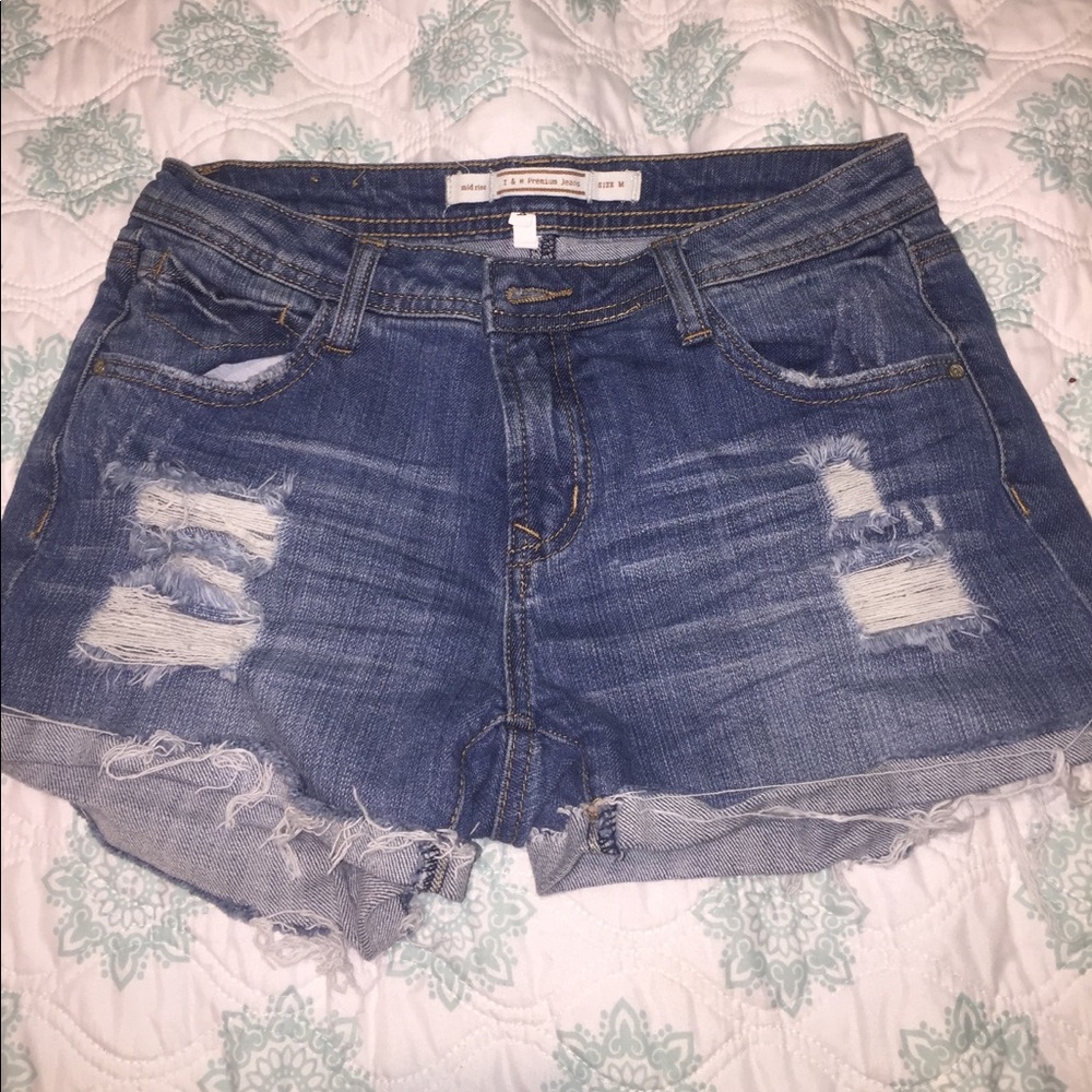 Mid Rise Blue jean shorts
