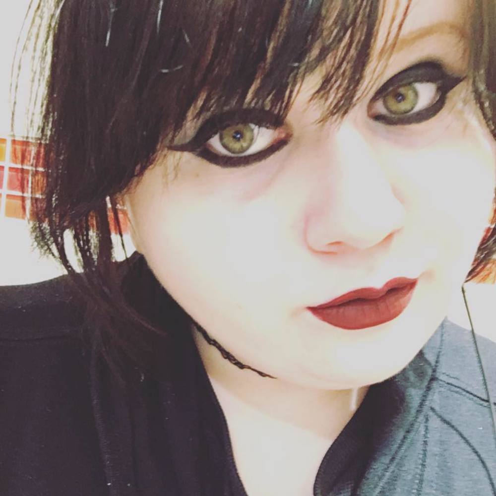 Meet your Posher, Allura