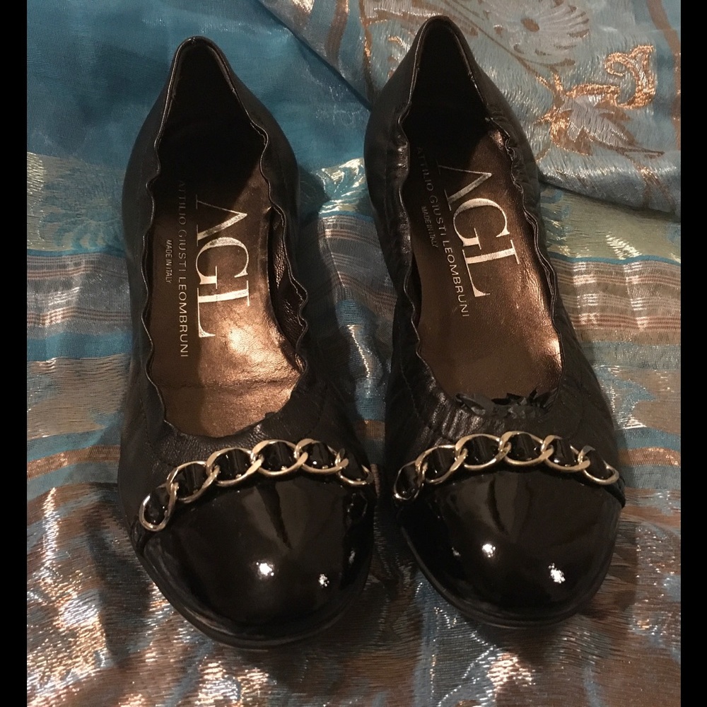 "NEW" Cute AGL Black Ballet Flats