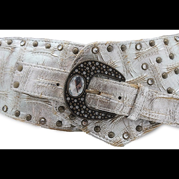 ?Listing/Missguided/Xtra Wide/Faux Leathr/Belt main image 6