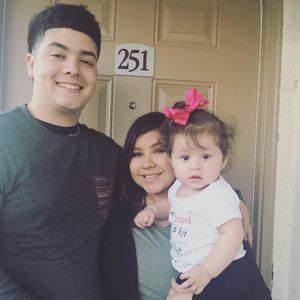 Meet your Posher, Mia an ricardo