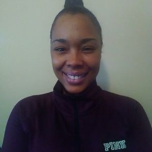 Meet your Posher, Maya