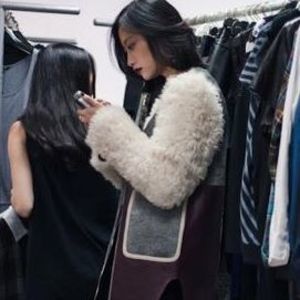 Meet your Posher, Yusisi