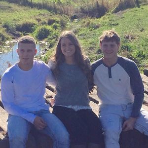 Meet your Posher, Candi-tim