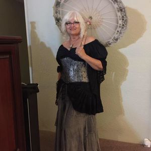 Meet your Posher, Marci