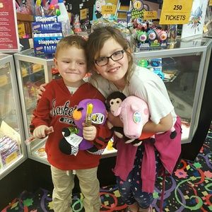 Meet your Posher, Sharon