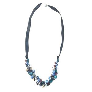 Ann Taylor loft beaded ribbon necklace