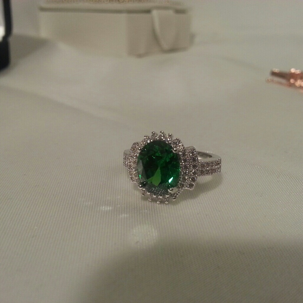 EMERALDO COLLECTION CERTIFIED 3X PLATINUM PLATED I