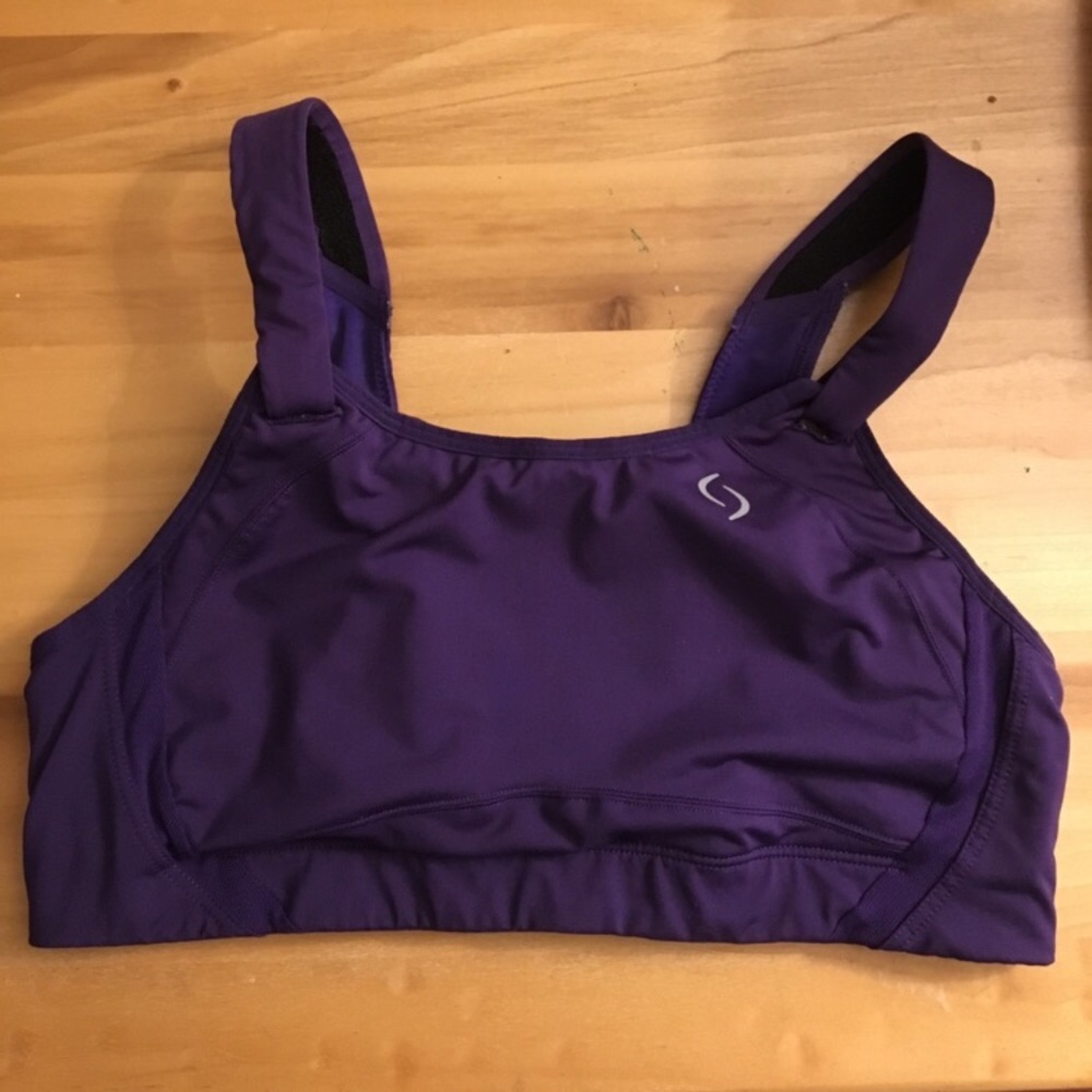 Moving Comfort Jubralee sports bra 34D