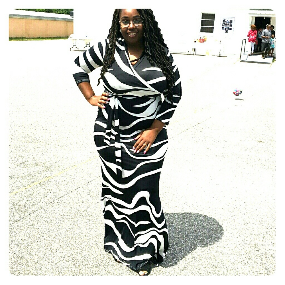 Swirl maxi dress