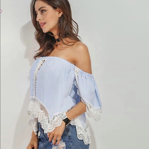 🦋JUST ARRIVED!🦋Lace Off the shoulder! - Picture 3 of 5