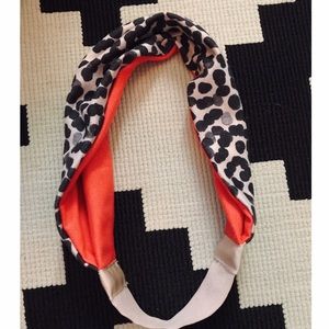🍋🍋 Lululemon printed headband!