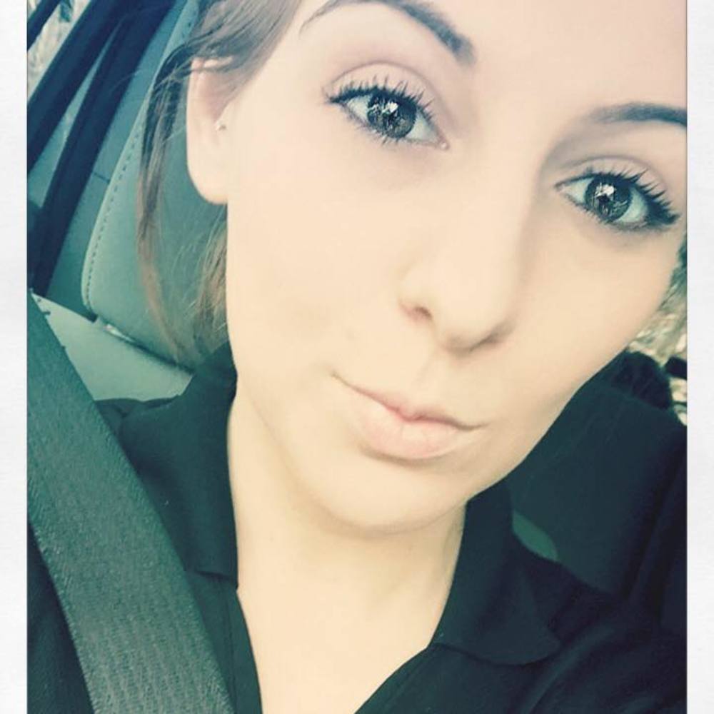 Meet your Posher, Caiti