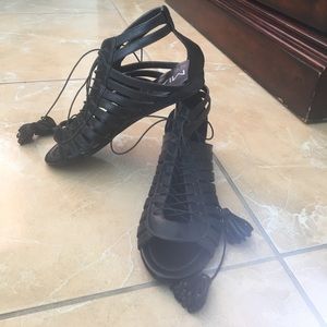 MÍA Tassle Lace Up Sandals