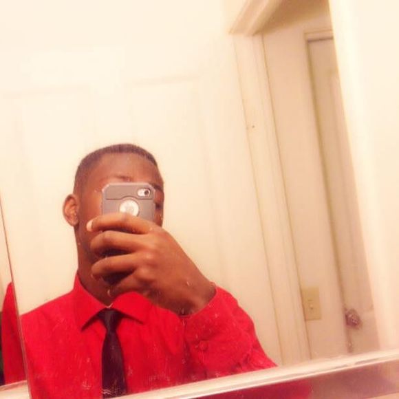 Meet your Posher, Ejide - Picture 1 of 1