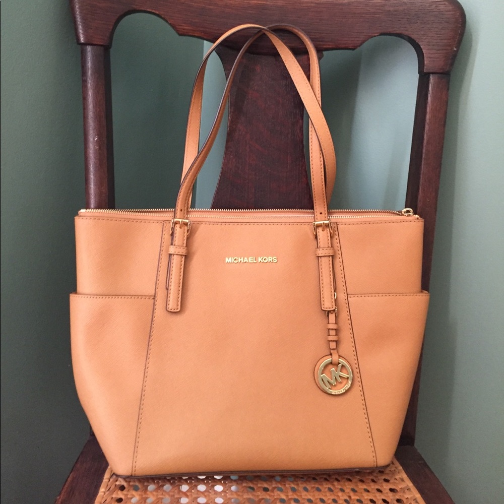 Michael Kors Jet Set tote Saffiano leather luggage