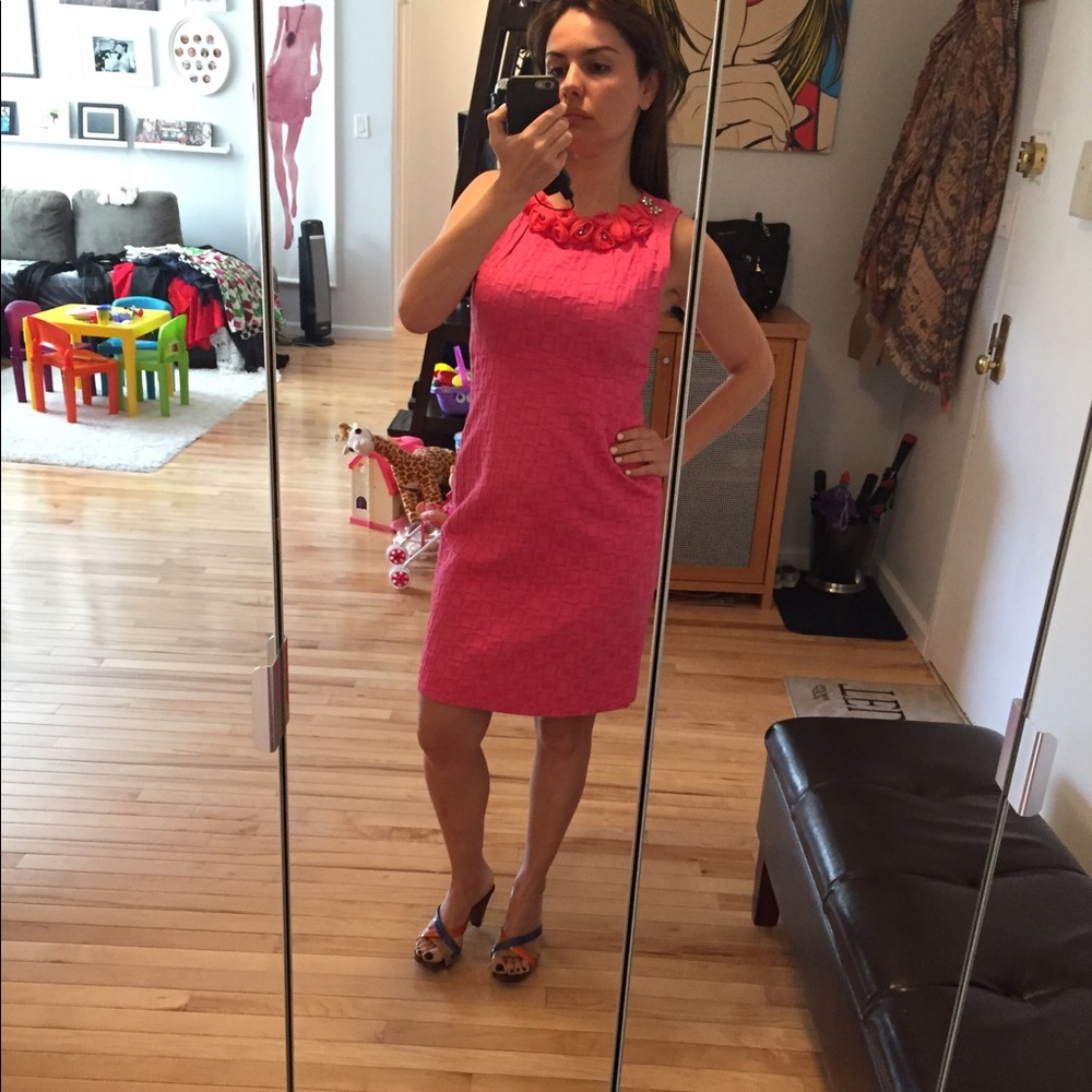 Dress - Picture 3 of 3