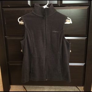 Columbia fleece vest