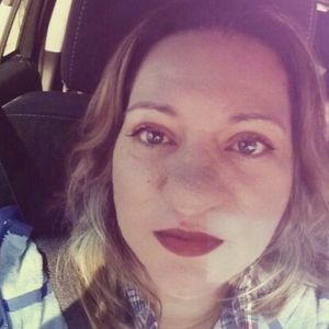 Meet your Posher, Yolanda