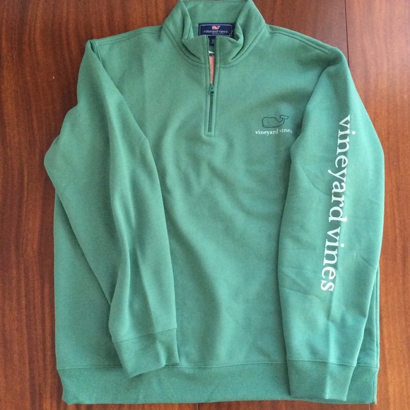 Vineyard Vines Other - Vineyard Vines Graphic Quarter Zip