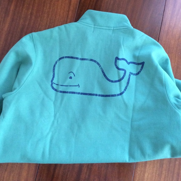 Vineyard Vines Graphic Quarter Zip - Picture 5 of 6