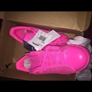 ADIDAS!! *PENDING PURCHASE*