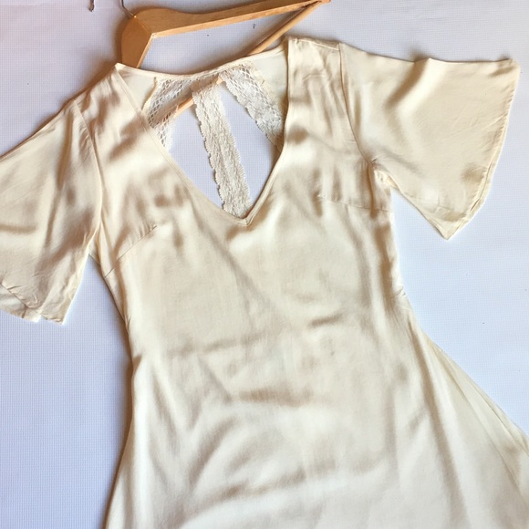 💕SUMMER BLOWOUT 💕FOR THE NIGHT CREAM DRESS - Picture 3 of 5